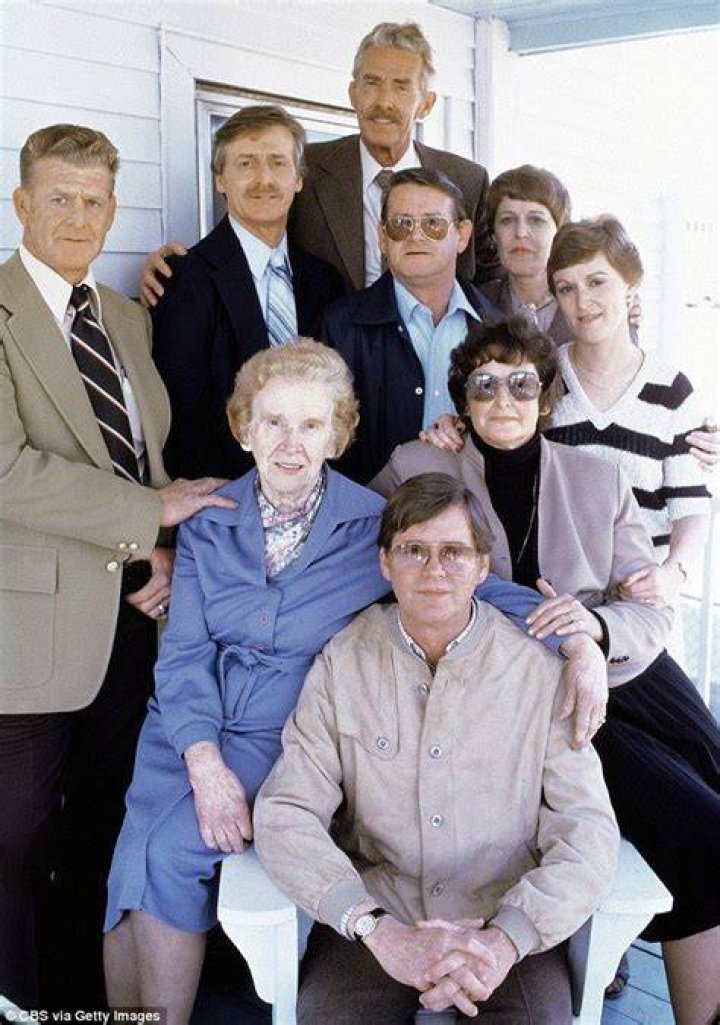 Earl Hamner Jr. Earl Hamner Jr.