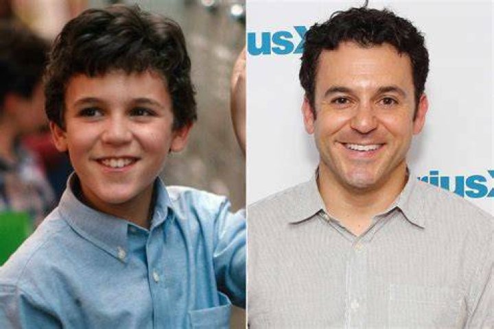 Lewis Savage cause of death: What happened to Fred Savage's father? 1 Fred Savage