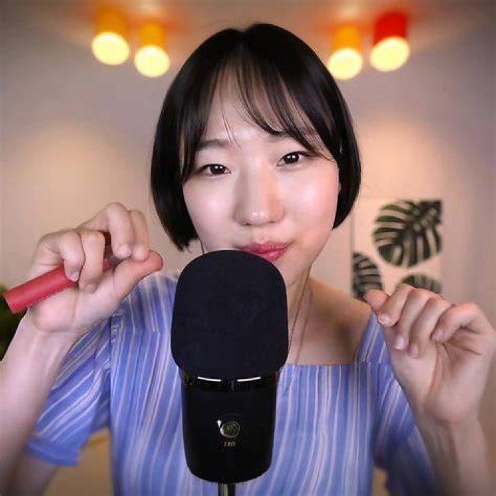 Soy ASMR Youtuber overview
